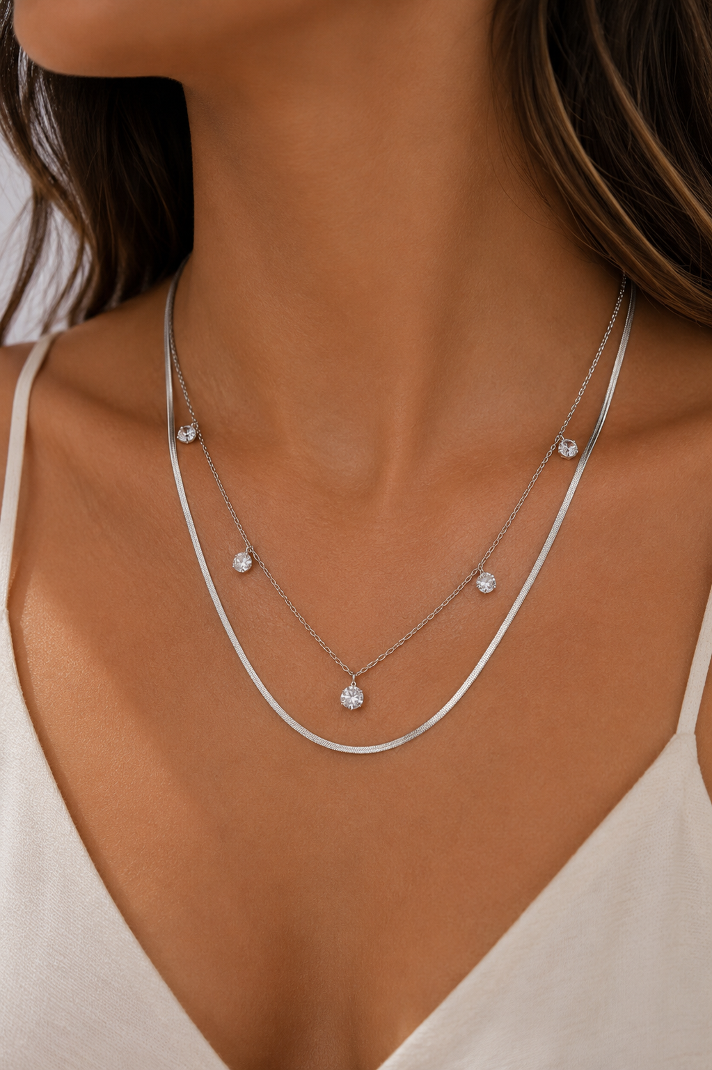 COLLIER INES SILVER